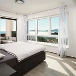 Ocean Breeze - Meerblick - Zwei Kuechen شيبينيك