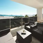 Ocean Breeze - Meerblick - Zwei Kuechen شيبينيك