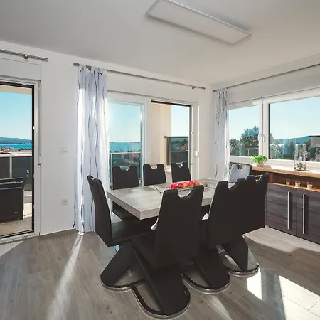 Ocean Breeze - Meerblick - Zwei Kuechen וילה