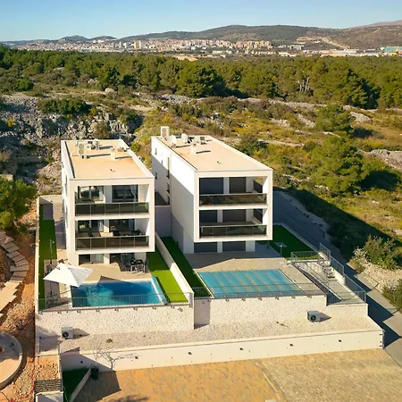 Ocean Breeze - Meerblick - Zwei Kuechen שיבניק