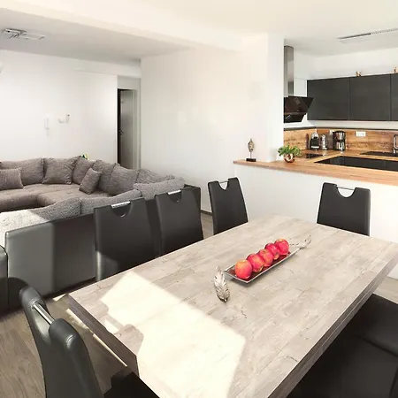 Ocean Breeze - Meerblick - Zwei Kuechen * שיבניק