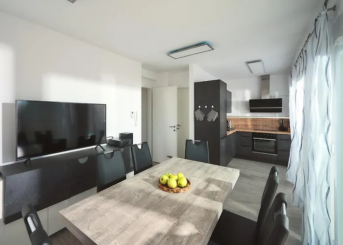 Ocean Breeze - Meerblick - Zwei Kuechen וילה שיבניק