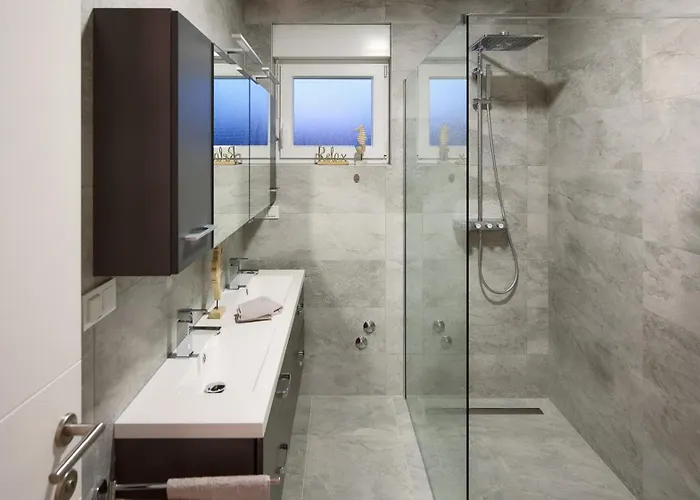 וילה Ocean Breeze - Meerblick - Zwei Kuechen שיבניק