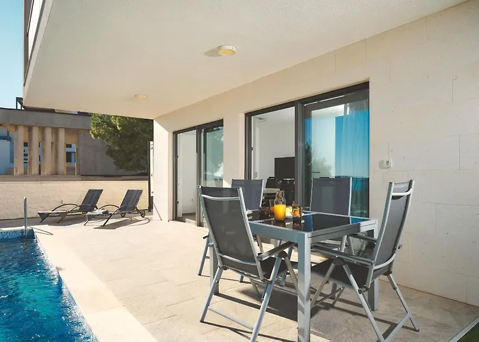 וילה Ocean Breeze - Meerblick - Zwei Kuechen שיבניק